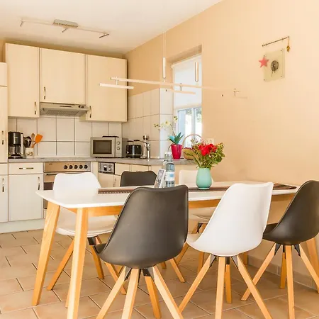 Jagdhaus Prerowstrom * Wieck