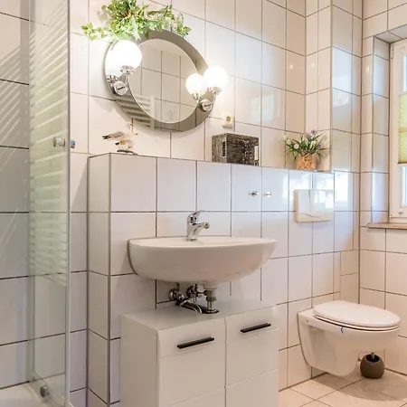 Jagdhaus Prerowstrom * Wieck