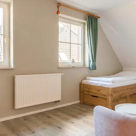 Jagdhaus Prerowstrom * Wieck